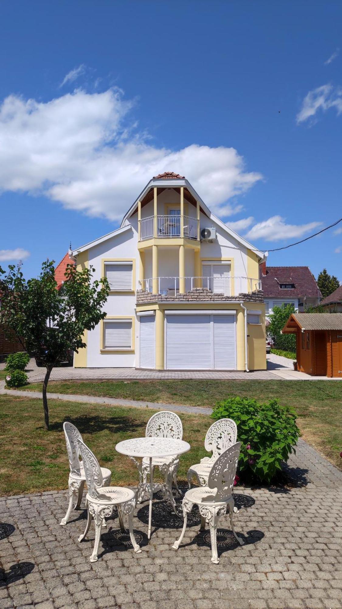 Villa Vanilia Кестели Екстериор снимка