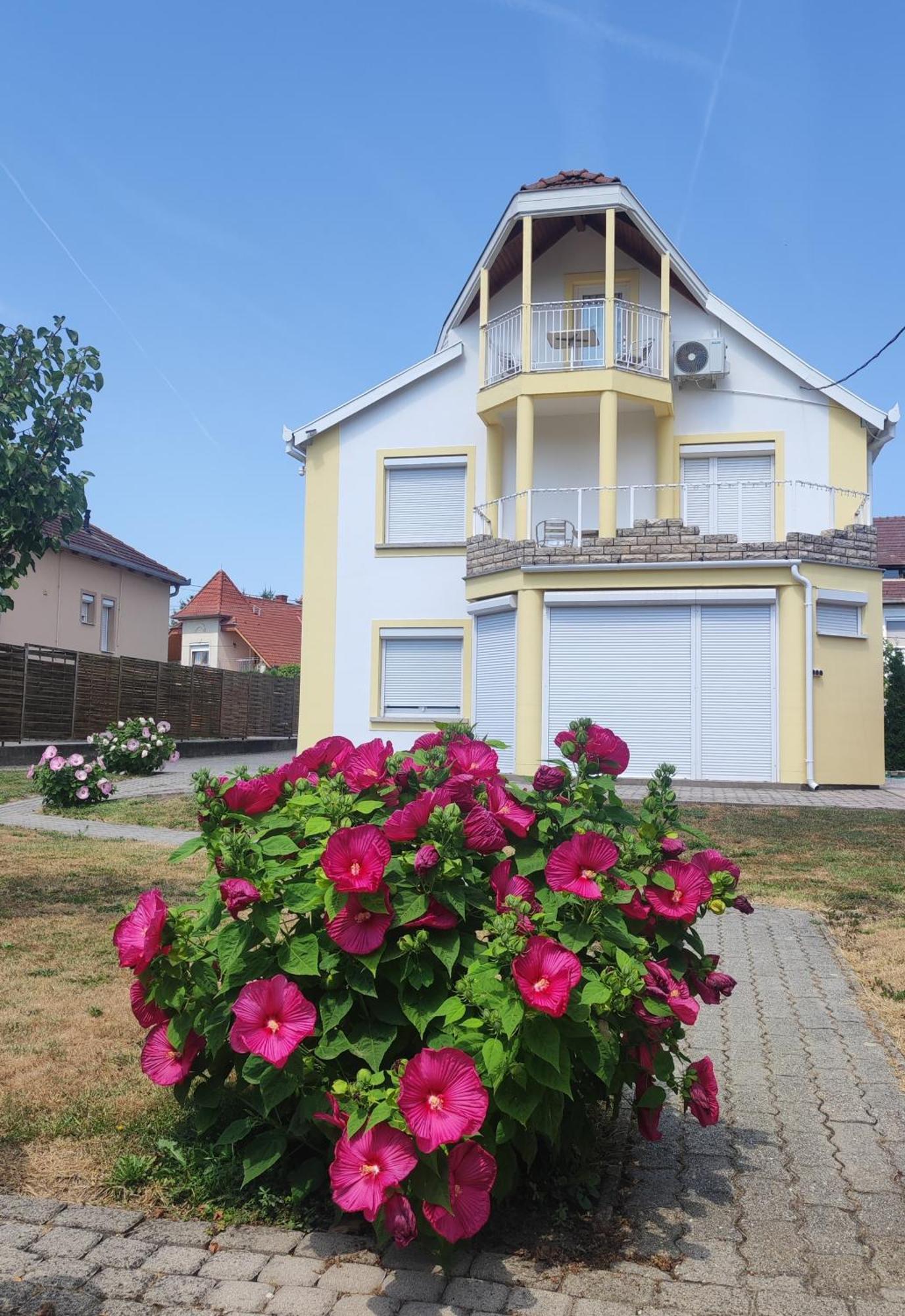 Villa Vanilia Кестели Екстериор снимка